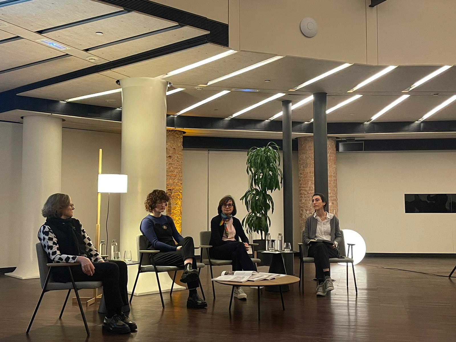 ROUND TABLE ON THE ROLE OF WOMEN IN CATALAN ART